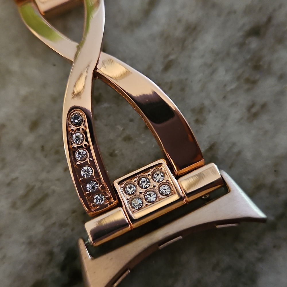 Elegant Rose Gold Google Pixel Watch Band - Adjustable - Picture 2 of 4